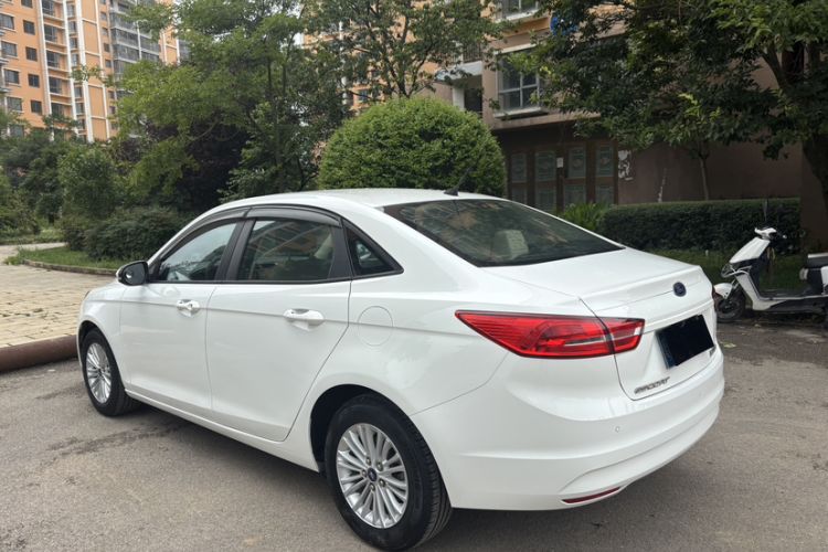 Used Ford Escort 2017 1.5L Automatic Comfort Model Exterior 3