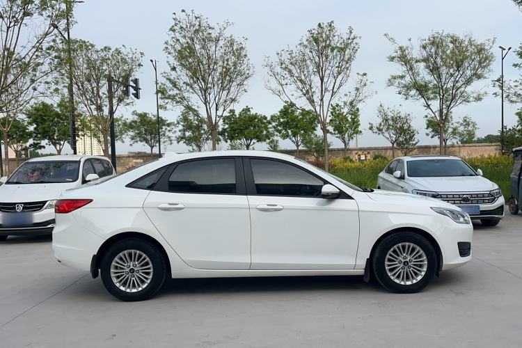 Used Ford Escort 2017 Revised Version 1.5L Automatic Comfort Edition Exterior 3
