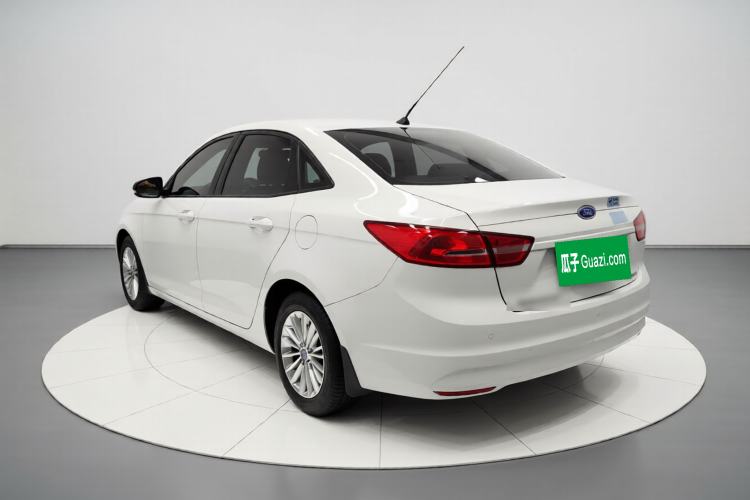 Used Ford Escort 2017 Revised Version 1.5L Manual Comfort Edition Exterior 3