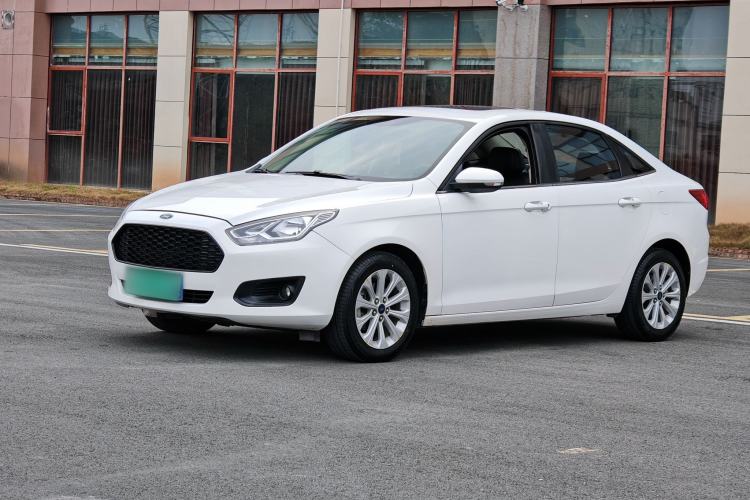 Used Ford Escort 2017 Happiness Edition 1.5L Automatic Fashion Version Exterior 3