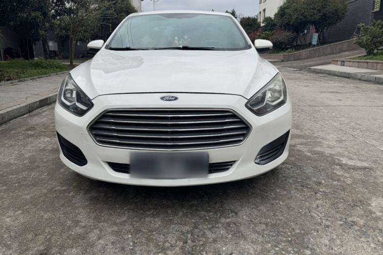 Used Ford Escort 2017 Revised Version 1.5L Automatic Comfort Edition Exterior 4