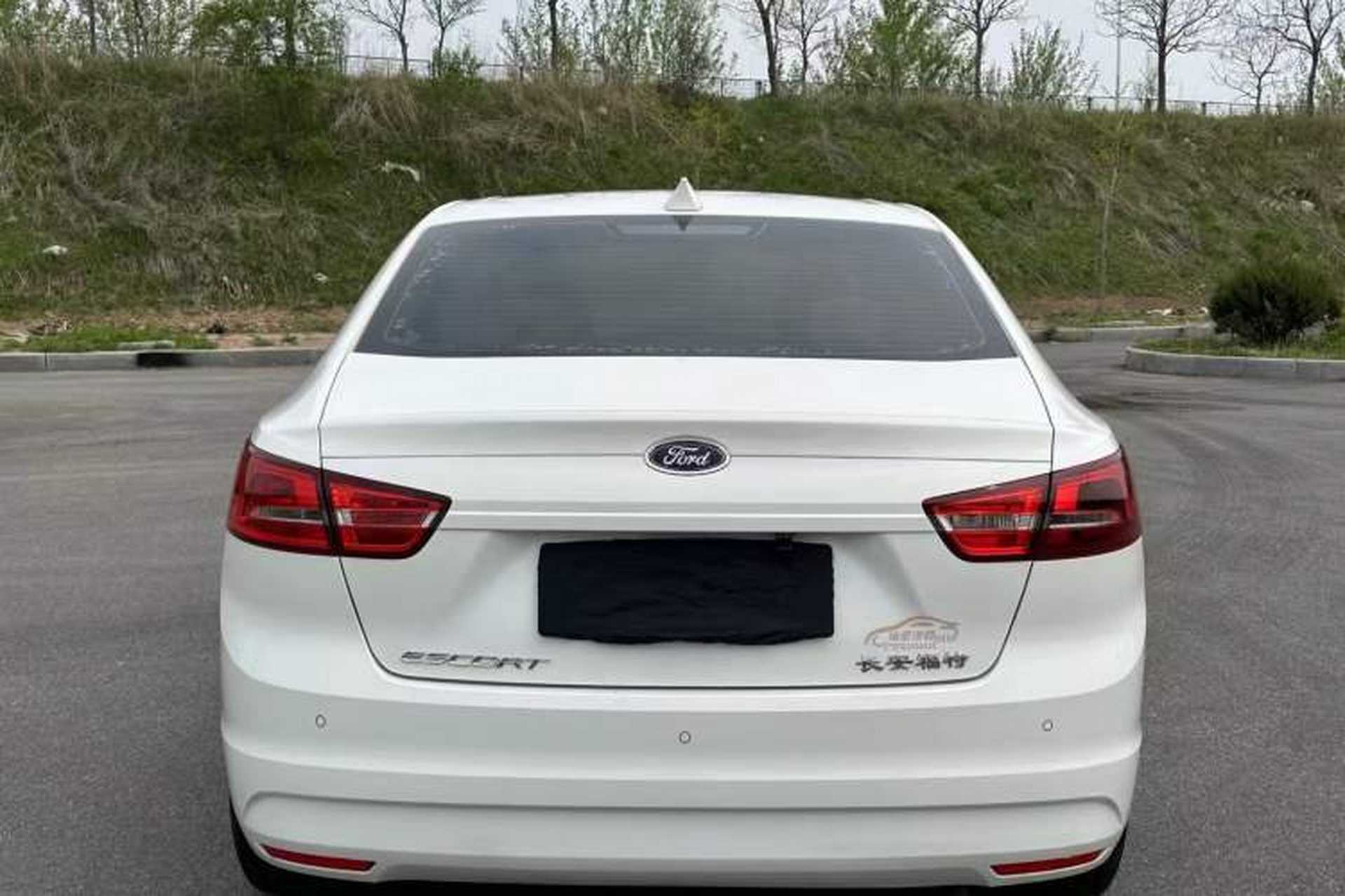 Used Ford Escort 2017 Revised Version 1.5L Automatic Comfort Edition Exterior 4