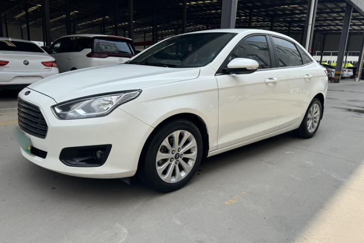 Used Ford Escort 2017 Happiness Edition 1.5L Automatic Fashion Version Exterior 4