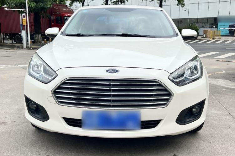 Used Ford Escort 2017 Happiness Edition 1.5L Automatic Fashion Version Exterior 4