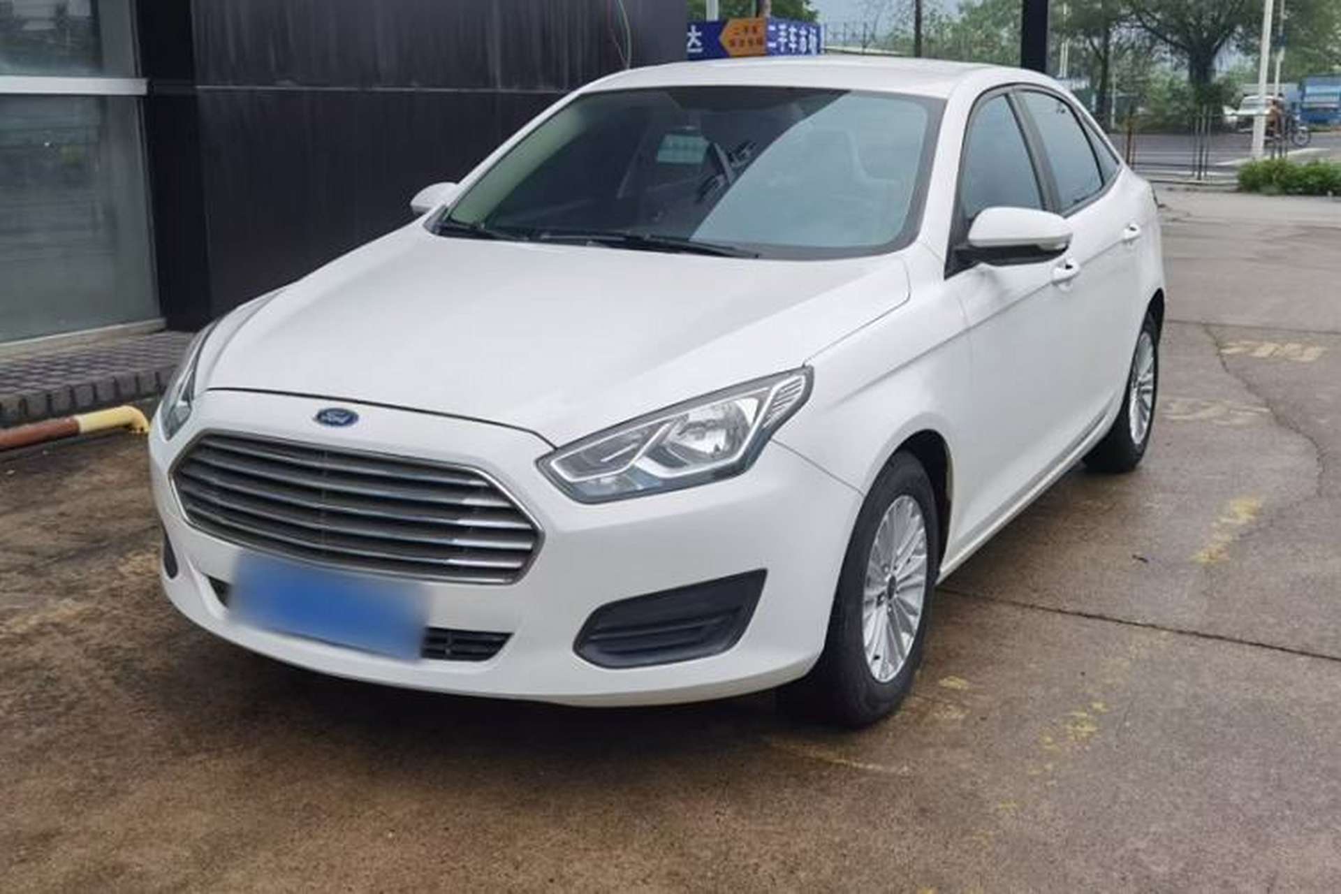 Used Ford Escort 2017 Revised Version 1.5L Automatic Comfort Edition Exterior 5