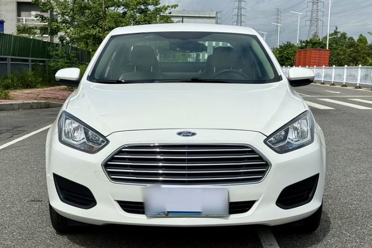 Used Ford Escort 2017 Revised Version 1.5L Automatic Comfort Edition Exterior 5