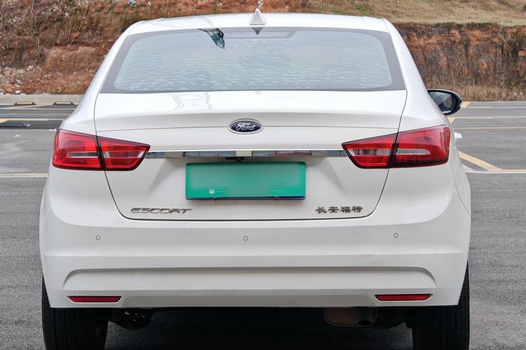 Used Ford Escort 2017 Happiness Edition 1.5L Automatic Fashion Version Exterior 5