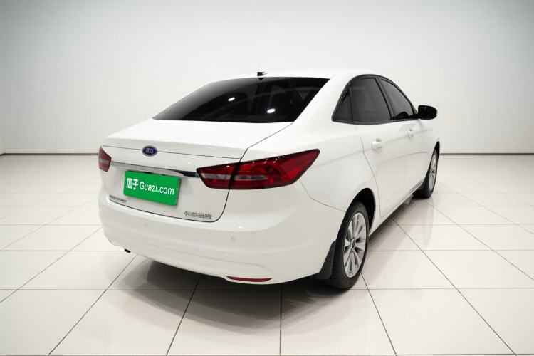 Used Ford Escort 2017 Happiness Edition 1.5L Automatic Fashion Version Exterior 5