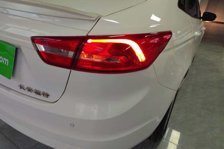Used Ford Escort 2017 Revised Version 1.5L Automatic Comfort Edition Exterior 6