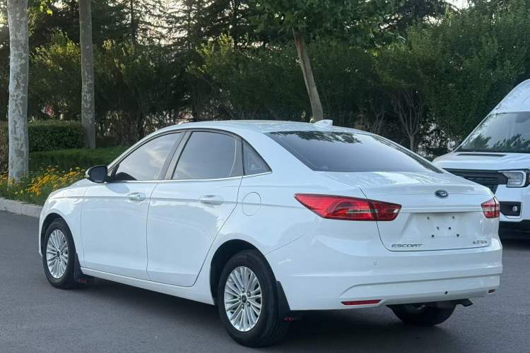 Used Ford Escort 2017 1.5L Manual Comfort Model Exterior 6