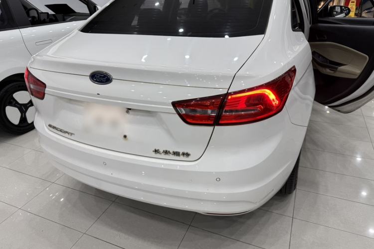 Used Ford Escort 2017 Revised Version 1.5L Automatic Comfort Edition Exterior 7