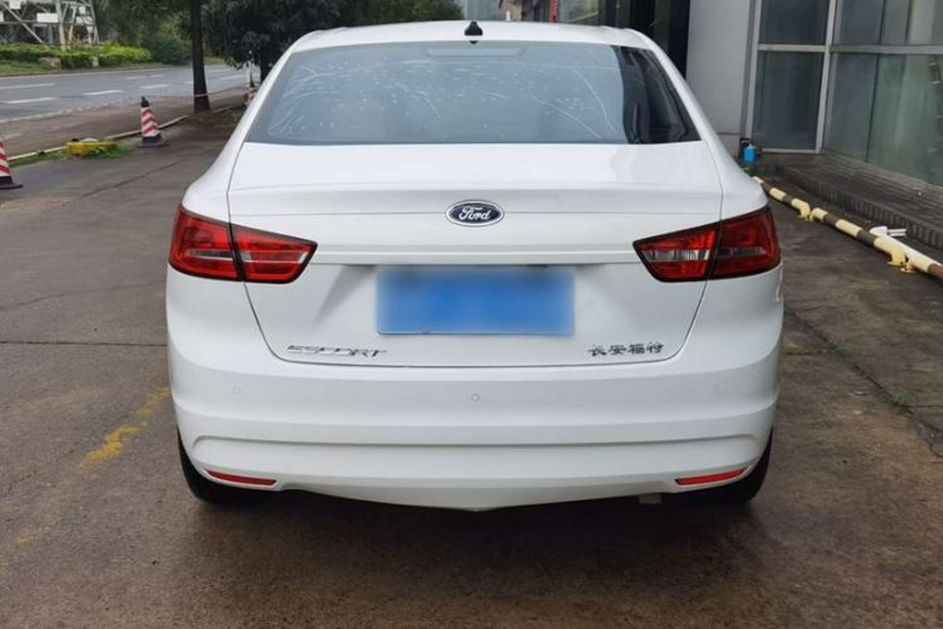 Used Ford Escort 2017 Revised Version 1.5L Automatic Comfort Edition Exterior 7