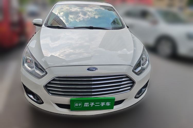 Used Ford Escort 2017 Happiness Edition 1.5L Automatic Fashion Version Front
