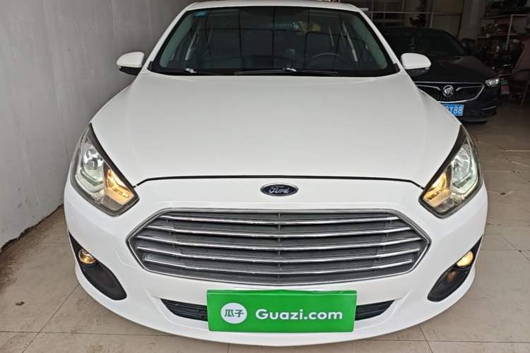 Used Ford Escort 2017 Happiness Edition 1.5L Automatic Fashion Version Front