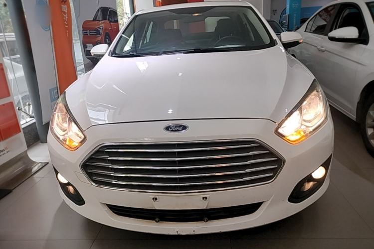 Used Ford Escort 2017 Happiness Edition 1.5L Automatic Fashion Version Front