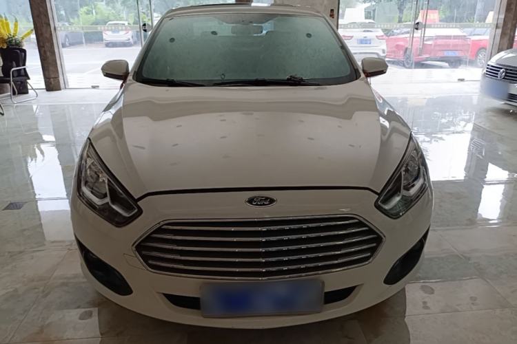 Used Ford Escort 2017 Happiness Edition 1.5L Automatic Fashion Version Front