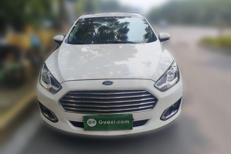 Used Ford Escort 2017 Happiness Edition 1.5L Automatic Fashion Version Front