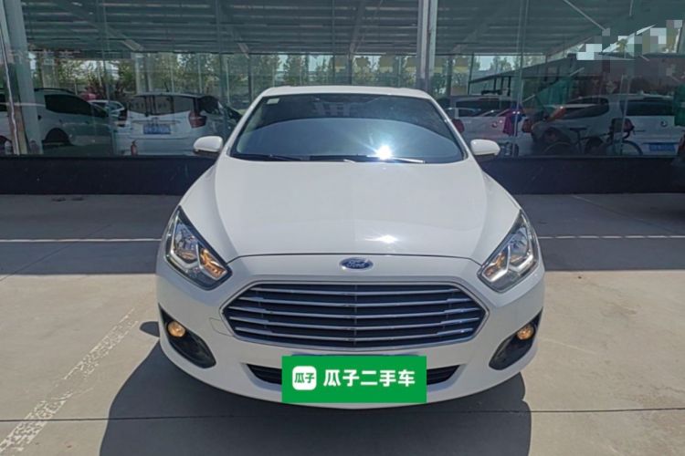 Used Ford Escort 2017 Happiness Edition 1.5L Automatic Fashion Version Front