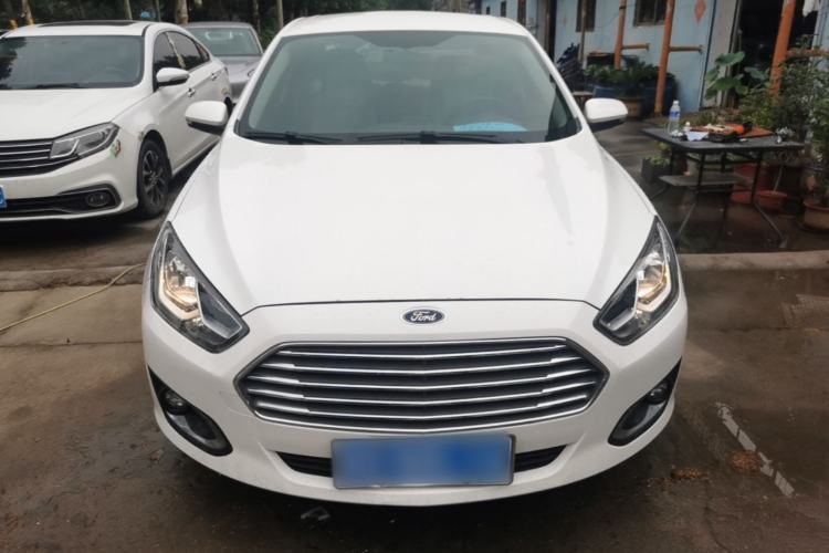 Used Ford Escort 2017 Revised Version 1.5L Manual Comfort Edition Front
