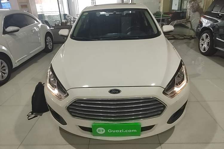 Used Ford Escort 2017 Happiness Edition 1.5L Automatic Fashion Version Front