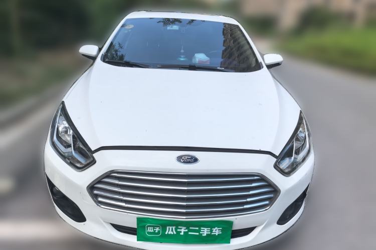 Used Ford Escort 2017 Happiness Edition 1.5L Automatic Fashion Version Front