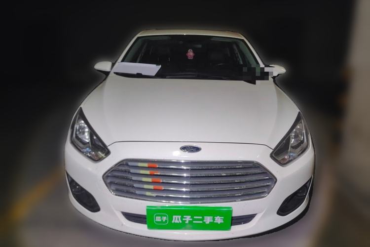 Used Ford Escort 2017 Happiness Edition 1.5L Automatic Fashion Version Front