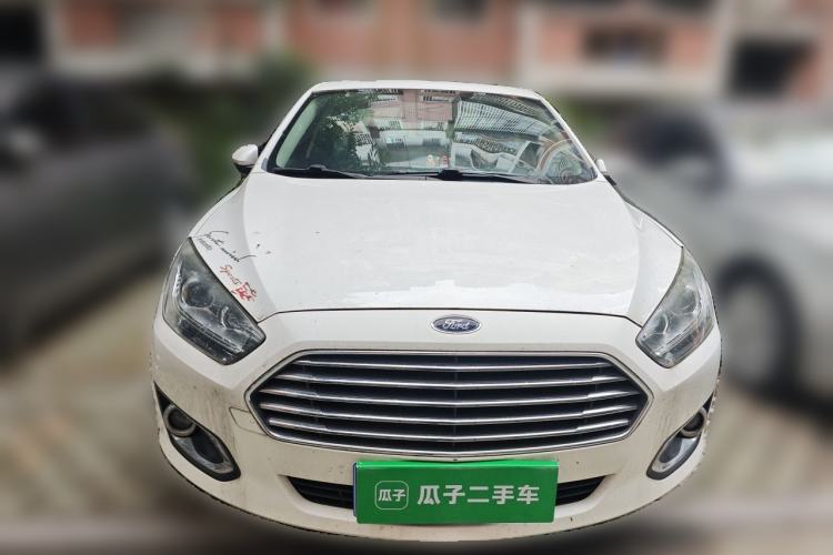 Used Ford Escort 2017 Happiness Edition 1.5L Automatic Fashion Version Front