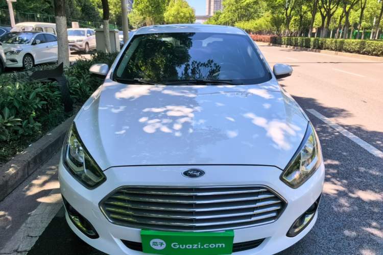 Used Ford Escort 2017 Happiness Edition 1.5L Automatic Fashion Version Front