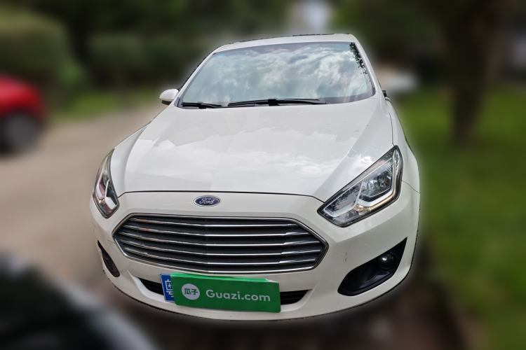 Used Ford Escort 2017 Happiness Edition 1.5L Automatic Fashion Version Front