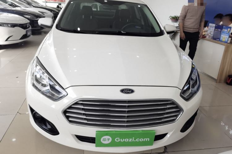 Used Ford Escort 2017 Happiness Edition 1.5L Automatic Fashion Version Front