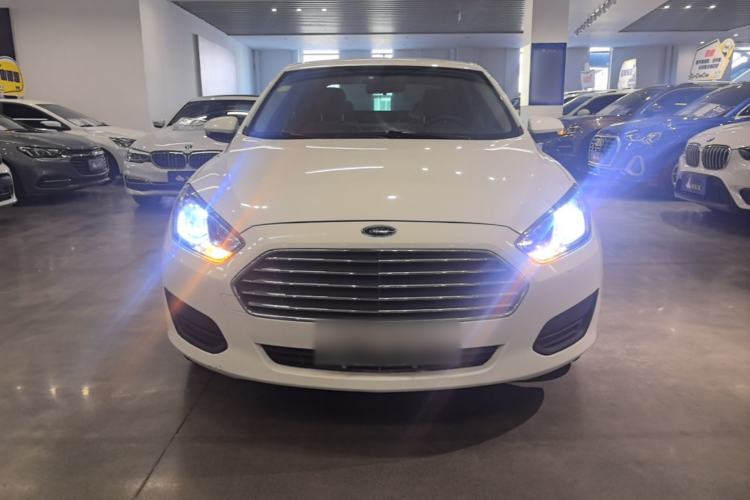 Used Ford Escort 2017 Revised Version 1.5L Automatic Comfort Edition Front