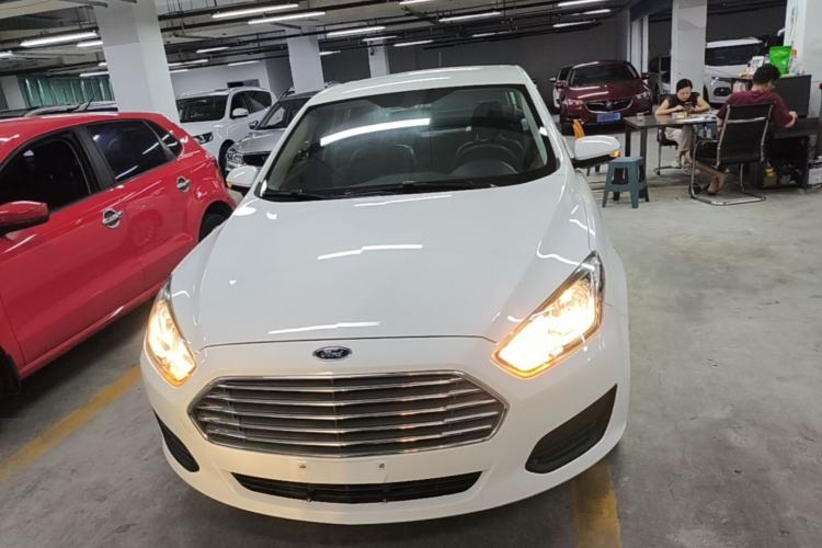 Used Ford Escort 2017 Revised Version 1.5L Manual Comfort Edition Front
