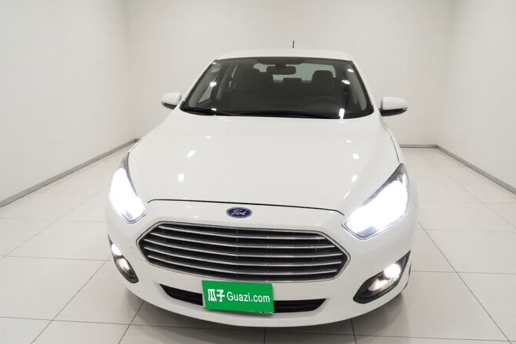 Used Ford Escort 2017 Happiness Edition 1.5L Automatic Fashion Version Front
