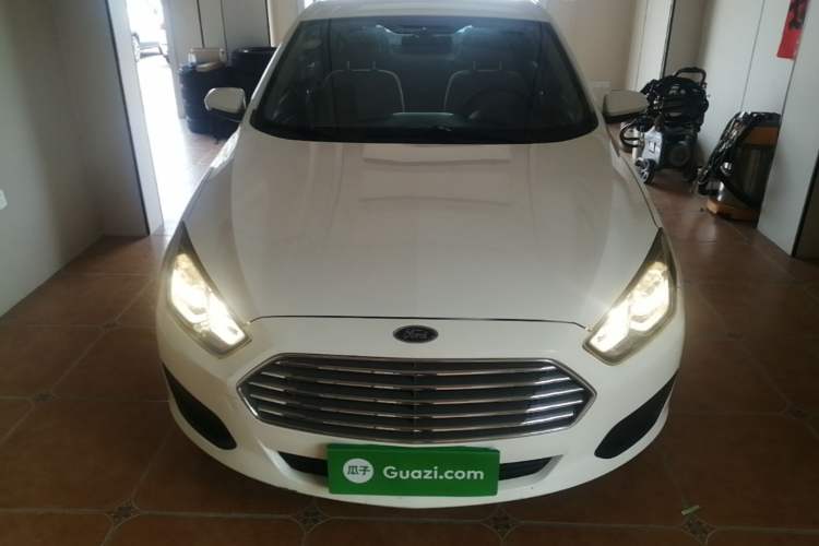 Used Ford Escort 2017 Revised Version 1.5L Manual Comfort Edition Front
