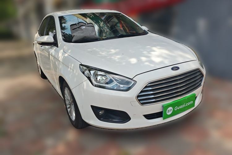 Used Ford Escort 2017 Revised Version 1.5L Manual Comfort Edition Front Right 45 Deg