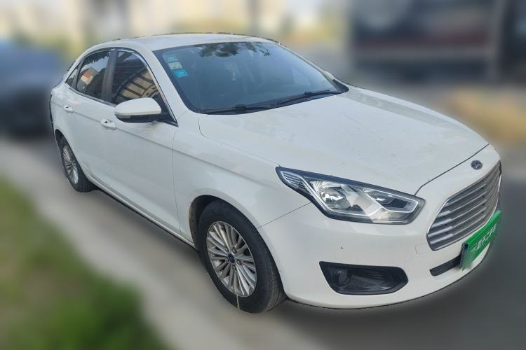 Used Ford Escort 2017 1.5L Manual Comfort Model Front Right 45 Deg