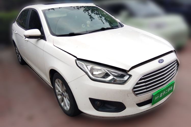 Used Ford Escort 2017 Happiness Edition 1.5L Automatic Fashion Version Front Right 45 Deg