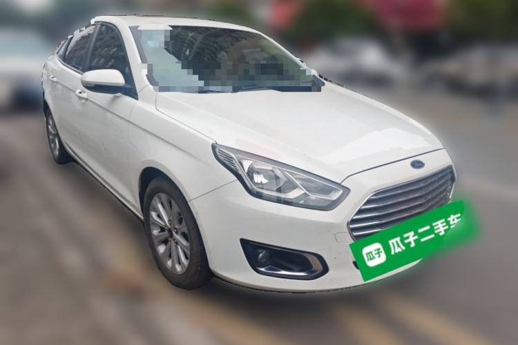 Used Ford Escort 2017 Happiness Edition 1.5L Automatic Fashion Version Front Right 45 Deg