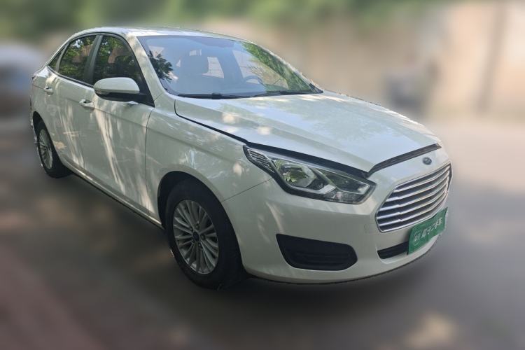 Used Ford Escort 2017 Revised Version 1.5L Automatic Comfort Edition Front Right 45 Deg