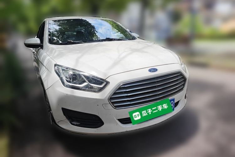 Used Ford Escort 2017 Revised Version 1.5L Automatic Comfort Edition Front Right 45 Deg
