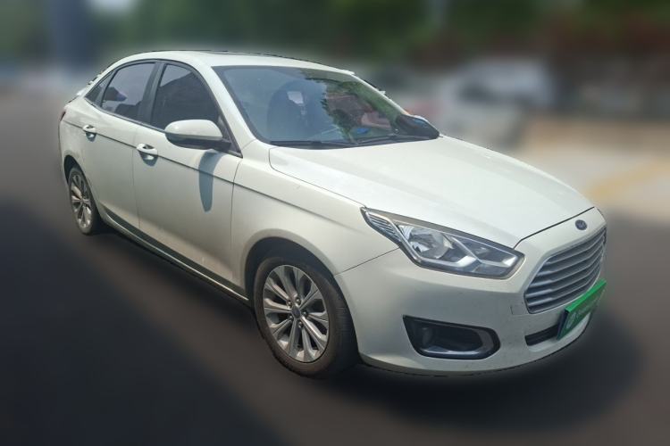 Used Ford Escort 2017 Happy Edition 1.5L Manual Fashion Model Front Right 45 Deg