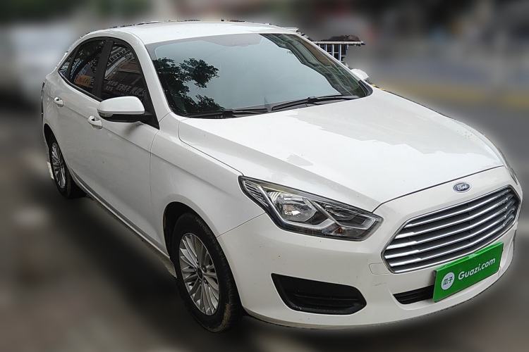 Used Ford Escort 2017 Revised Version 1.5L Automatic Comfort Edition Front Right 45 Deg
