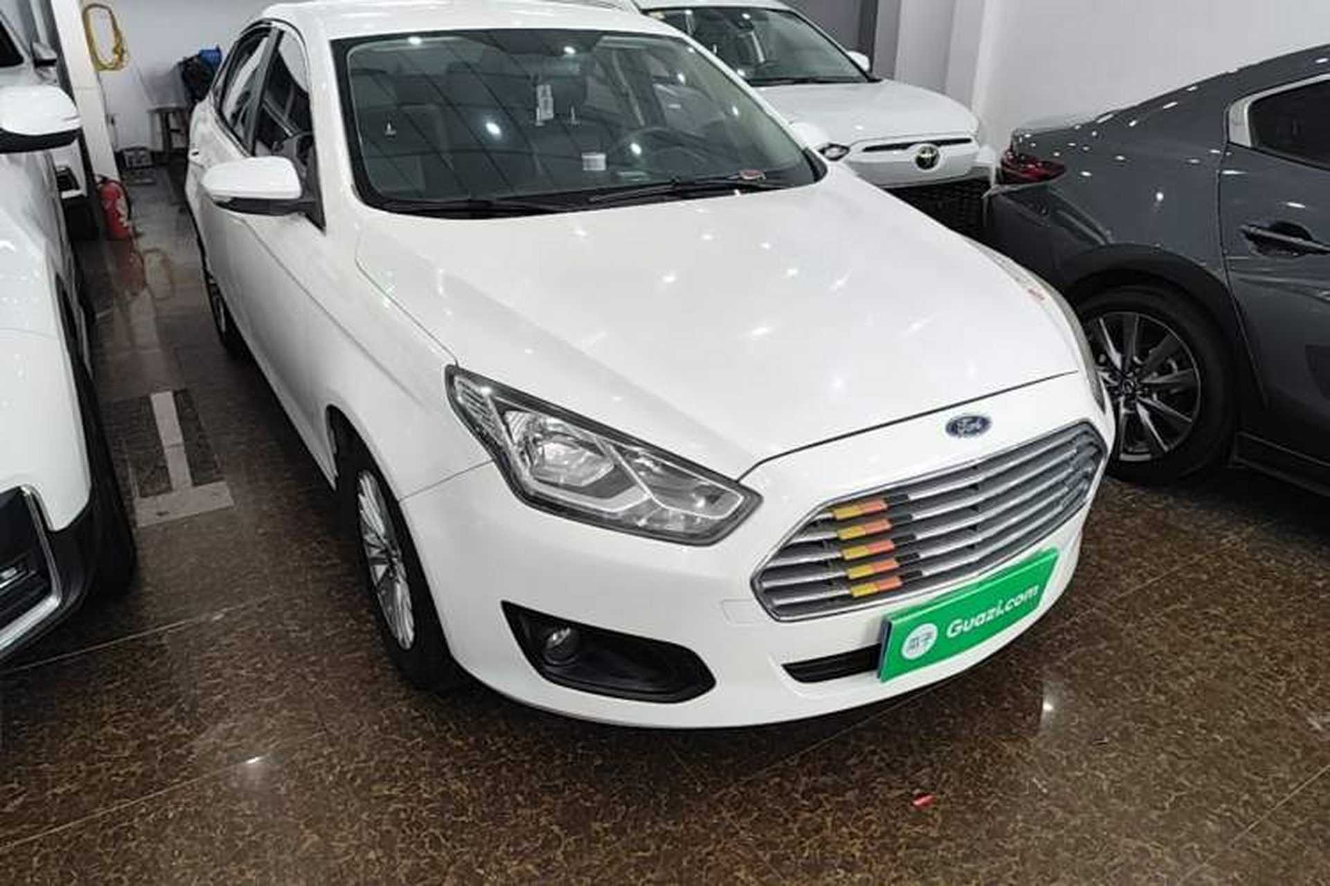 Used Ford Escort 2017 1.5L Manual Comfort Model Front Right 45 Deg