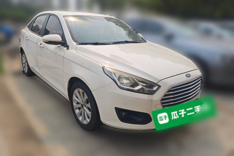 Used Ford Escort 2017 Happiness Edition 1.5L Automatic Fashion Version Front Right 45 Deg