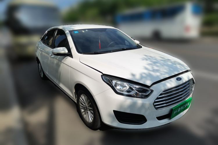 Used Ford Escort 2017 Revised Version 1.5L Automatic Comfort Edition Front Right 45 Deg