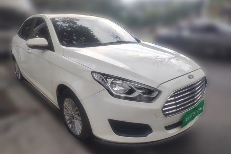 Used Ford Escort 2017 1.5L Automatic Comfort Model Front Right 45 Deg