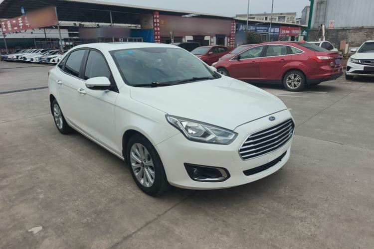 Used Ford Escort 2017 Happiness Edition 1.5L Automatic Fashion Version Front Right 45 Deg