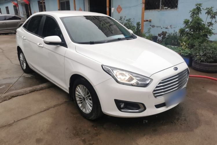 Used Ford Escort 2017 Revised Version 1.5L Manual Comfort Edition Front Right 45 Deg