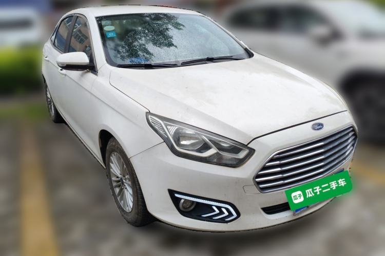 Used Ford Escort 2017 1.5L Automatic Comfort Model Front Right 45 Deg