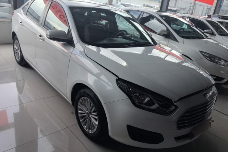 Used Ford Escort 2017 Revised Version 1.5L Automatic Comfort Edition Front Right 45 Deg